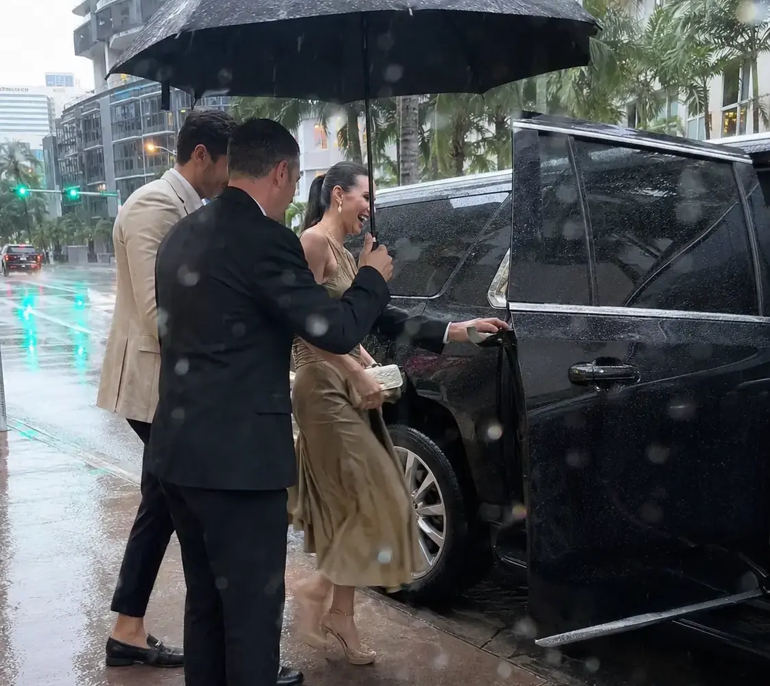 rainy-chauffeur-service